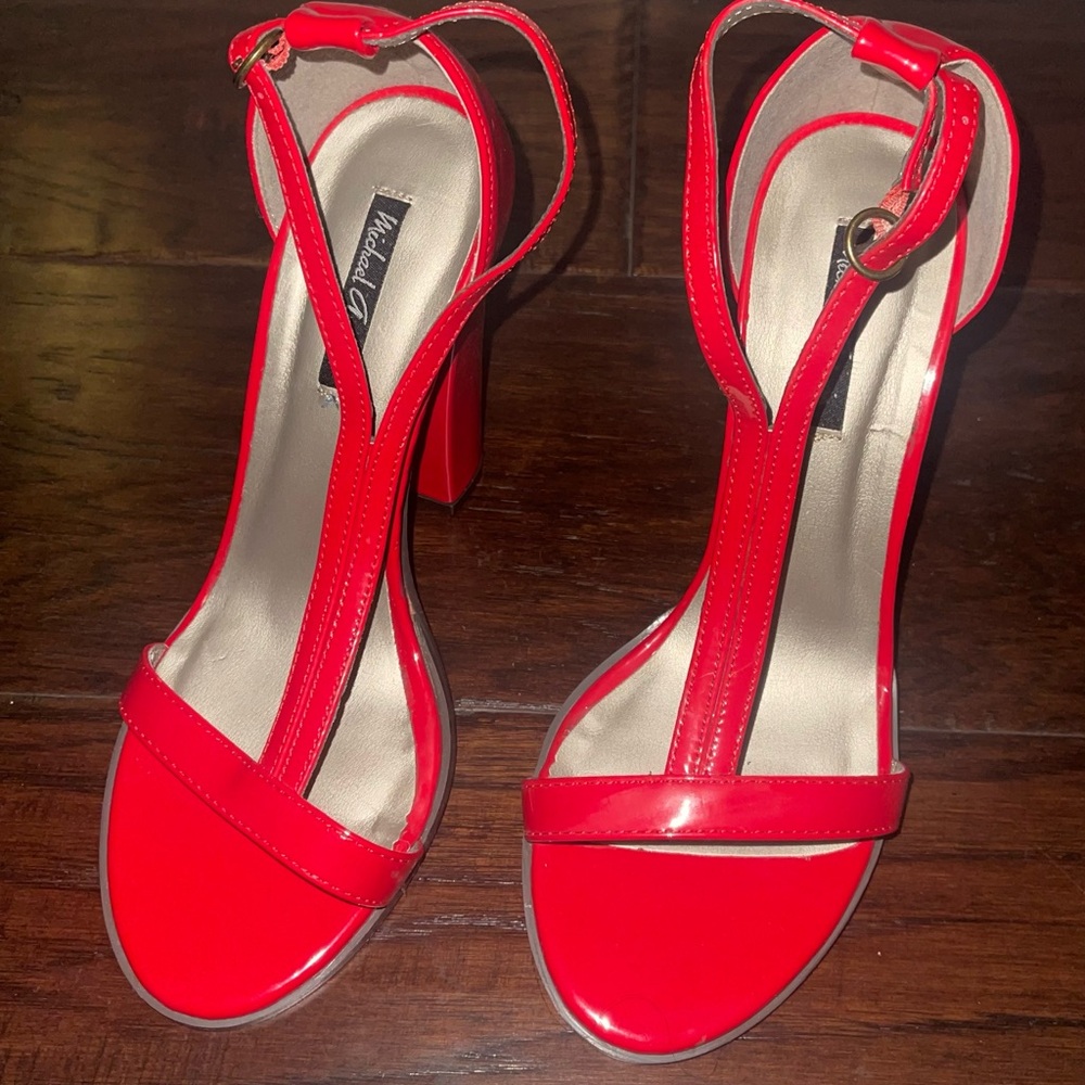 Michael Antonio Red High Heel